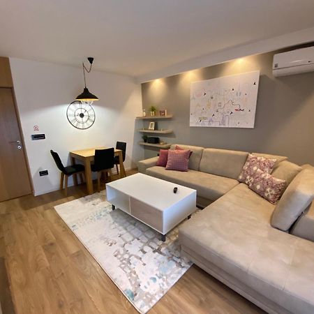 Apartment Zara Saraybosna Oda fotoğraf