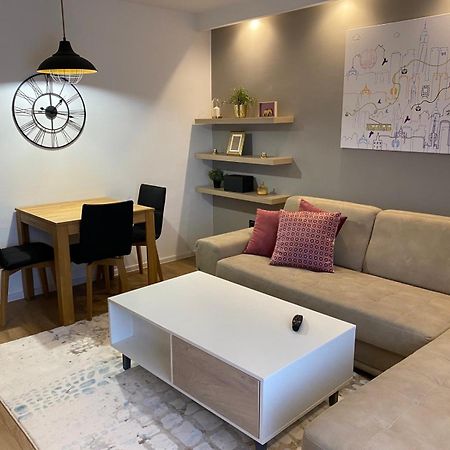 Apartment Zara Saraybosna Oda fotoğraf